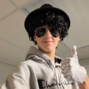 Meet your Posher, Joseph